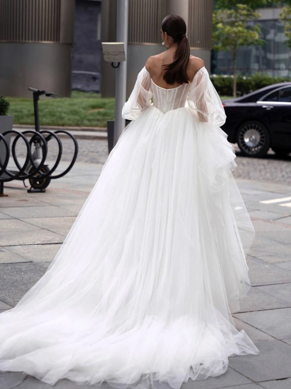 Vestido de novia con corsé Simple a la moda, ropa de novia con perlas y abertura lateral blanca, elegante, con cremallera en la espalda, tul sin tirantes, personalizado para mujer