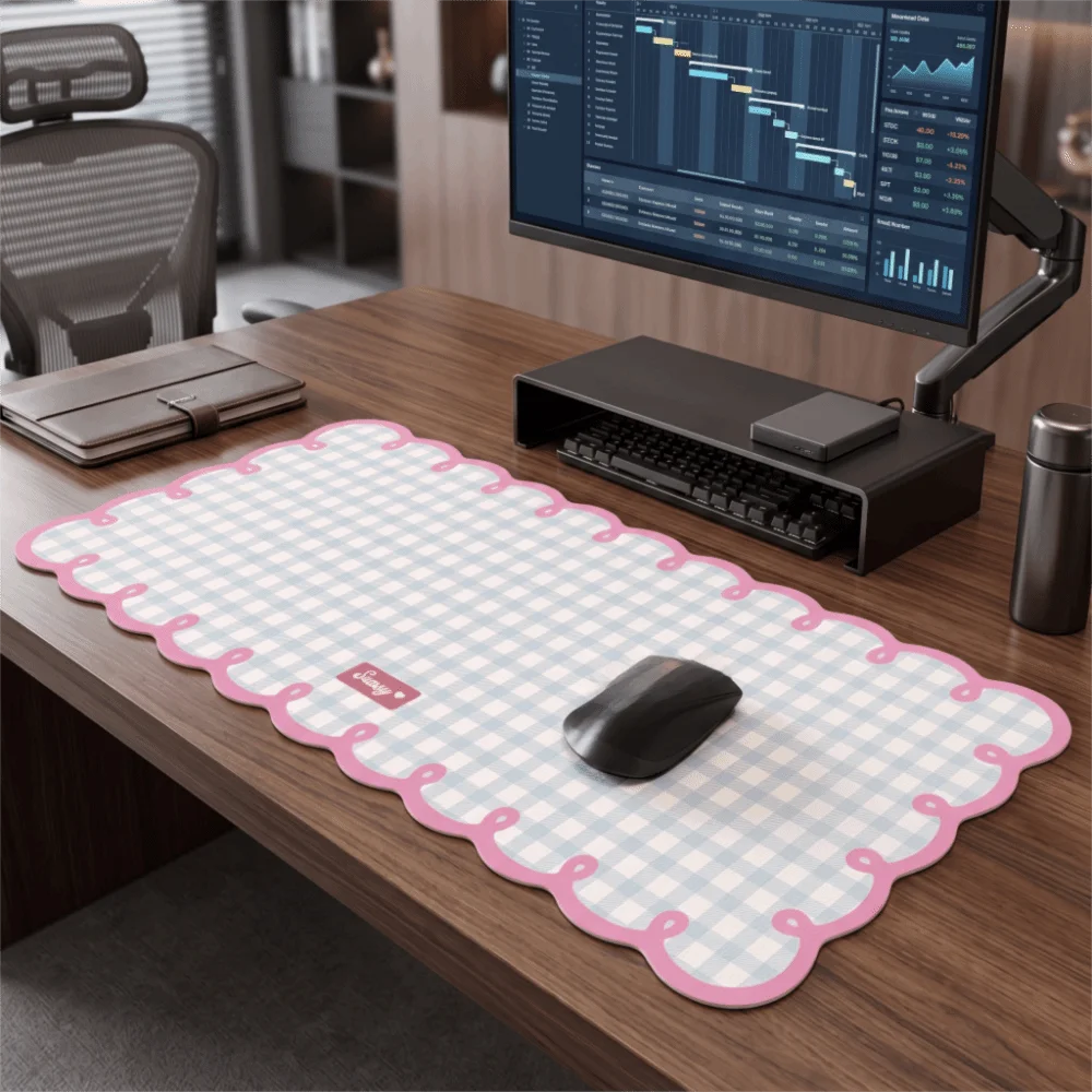 E-Sports Extra Large Mouse Pad Non Slip PVC Computer Desk Mat Cute Plaid Pattern Keyboard Pad Learning Desktop
