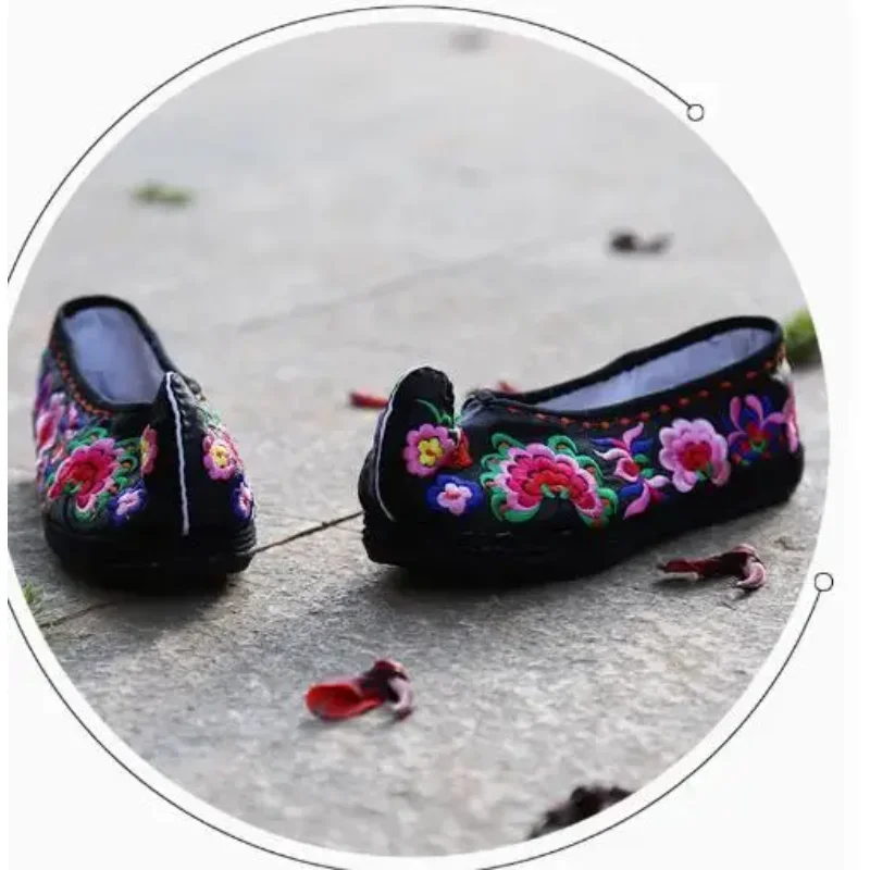 Ancient Chinese Shoes Handmade Embroidery Women Flat Spring Sharp Tradition Stage