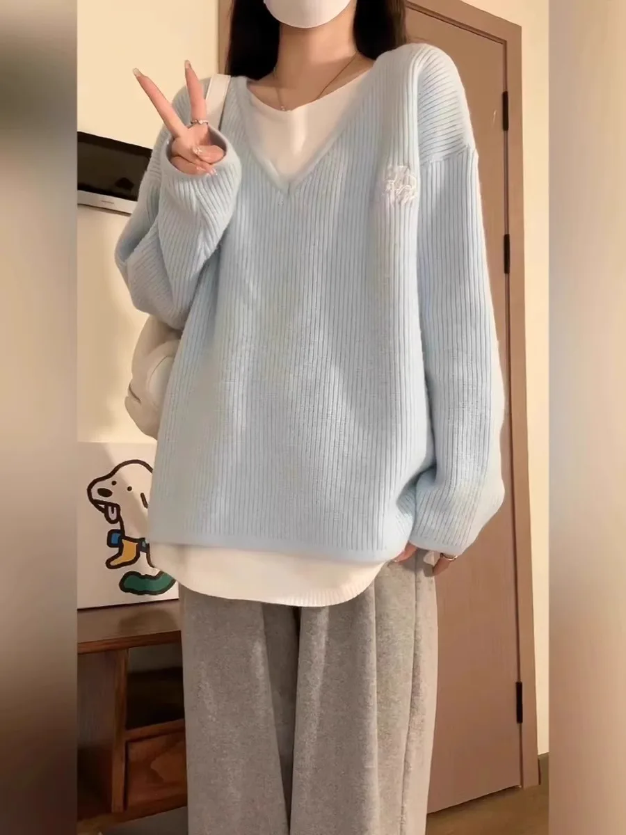 

Loose V-Ne Knitted Sweater Women's Soft Baby Blue Lazy Sle Fake Two-Piece Autumn Winter Korean Version Comfortable Top