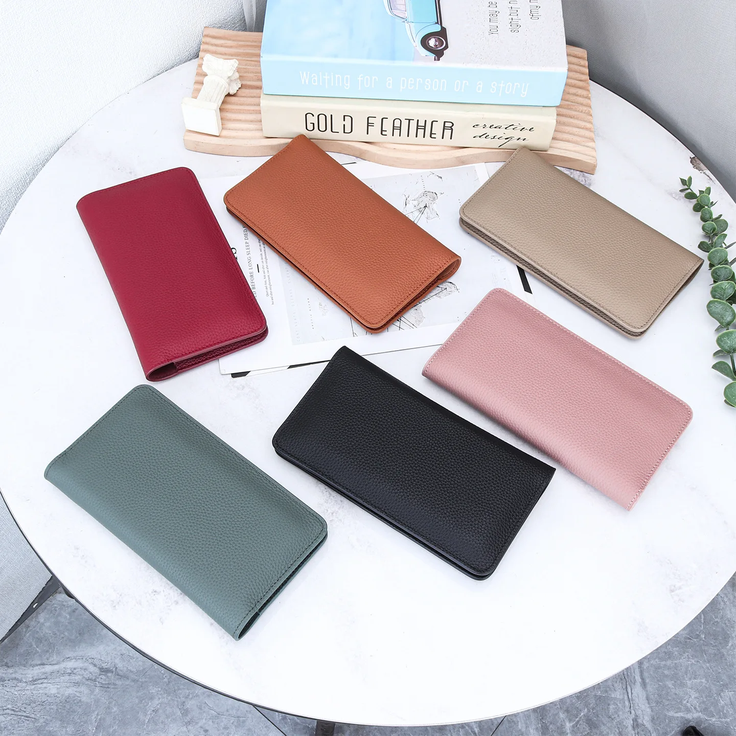 Slim Minimalist Passport Walle - огляд і ціна Bifold Leather Wallet