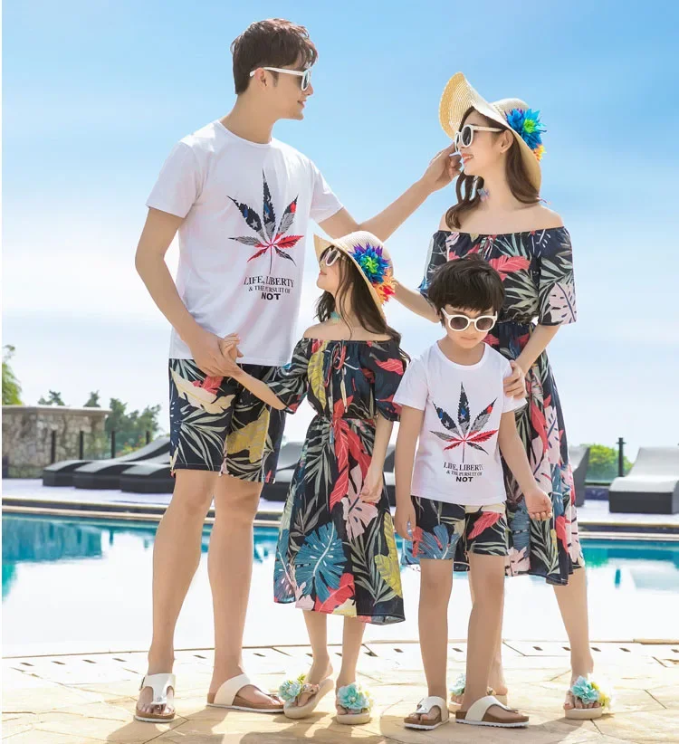 Family Matching Outfits Summer Couple Clothes Leaves Print Men Boys Cotton Short Sleeves T shirt Pants Women Girls Dress SA1388