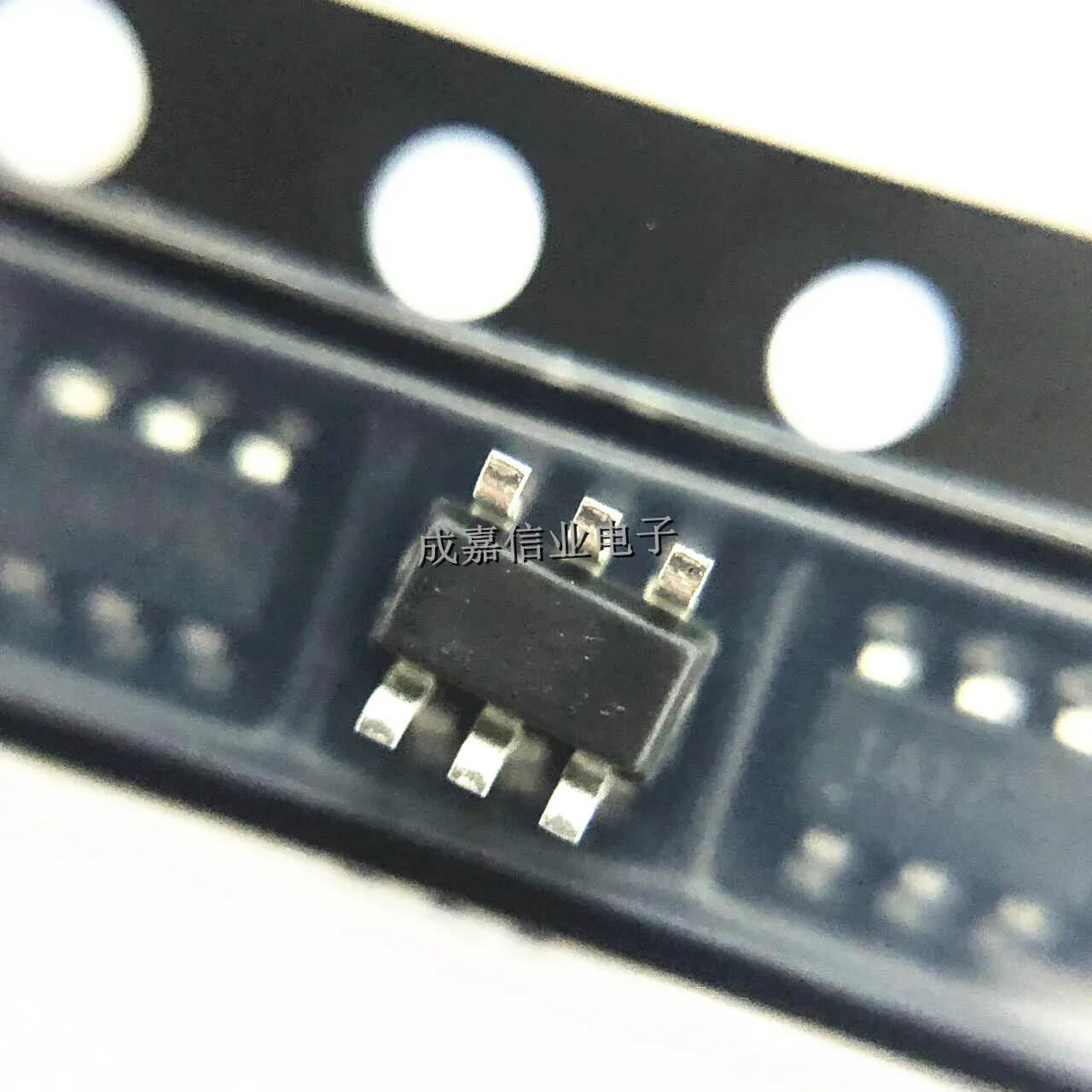 Imagem -02 - Marcação 1a17 Mosfet 100v 1.6 a P-chanl Umos Temperatura de Operação:- 55 C-+ 150 c 10 Peças Lote Zxmp10a17e6ta Sot236