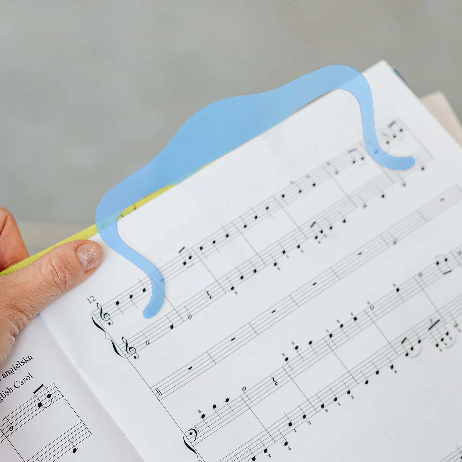 

1Pcs Acrylic Music Score Clamp M-Type Sheet Music Folder Compact Lightweight Easy to Carry Strong Clamping Force Studio Stage