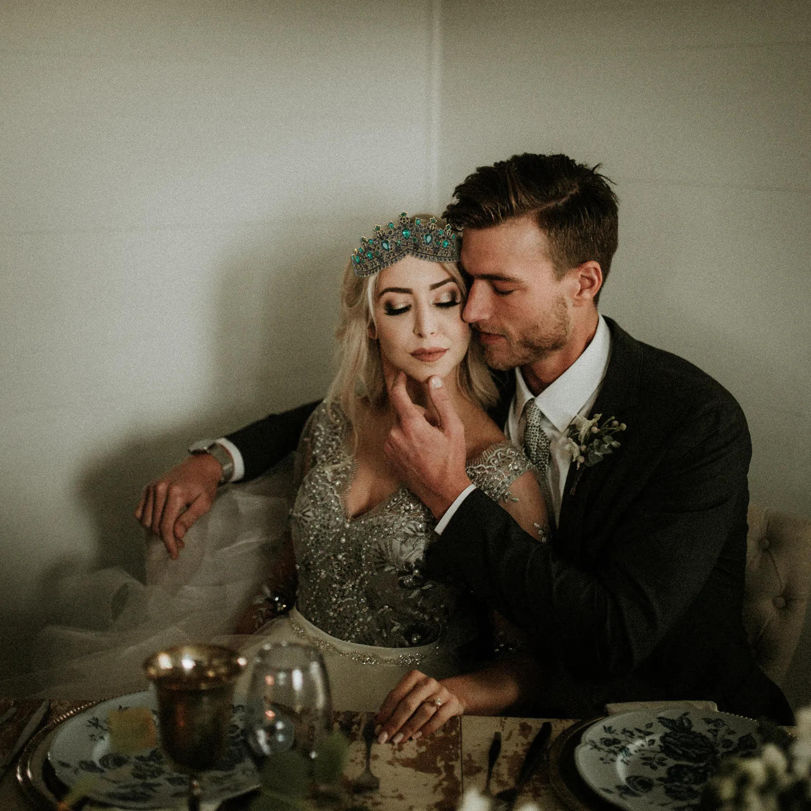 

Потрясающая винтажная корона-тиара со стразами, свадебный головной убор, праздничное украшение для волос, элегантный модный аксессуар для волос