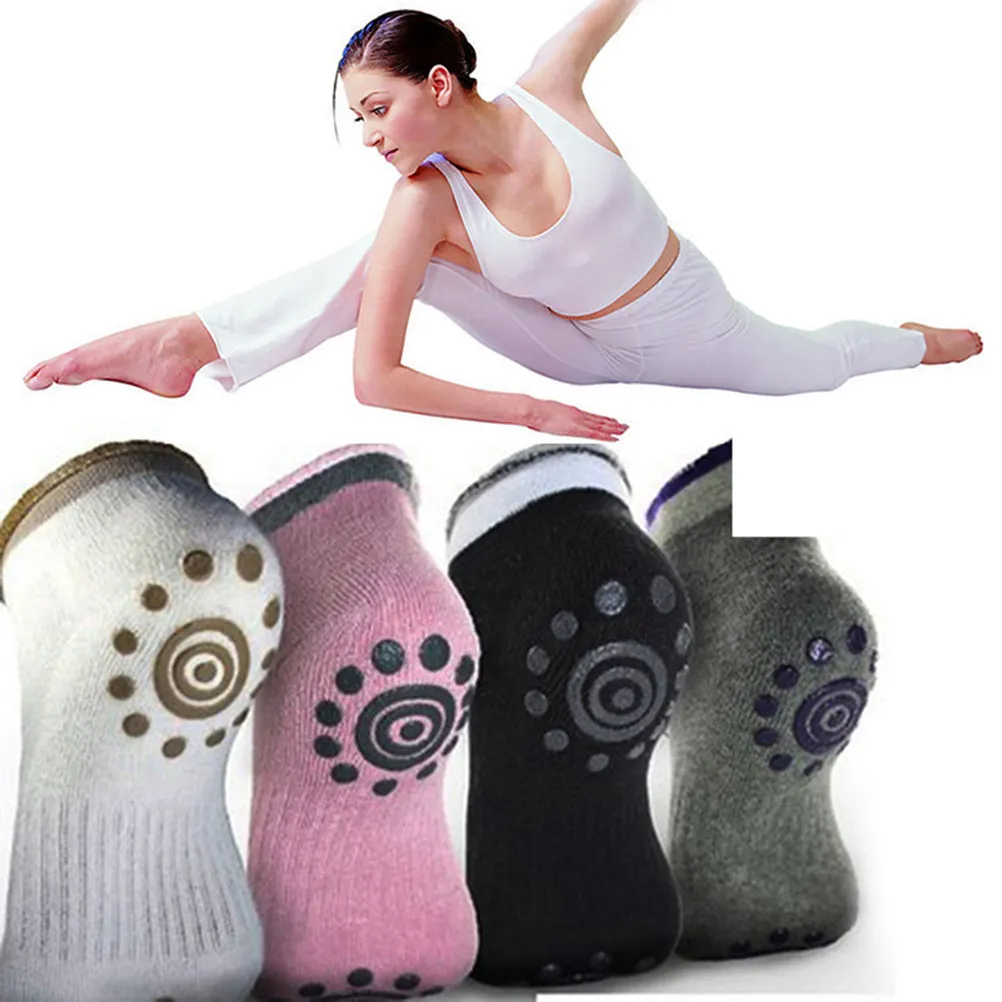 1Pair Premium Cotton Yoga Socks for Women with Silicone Gel Dots Non-Slip Grip Full Coverage for Pilates Exercise