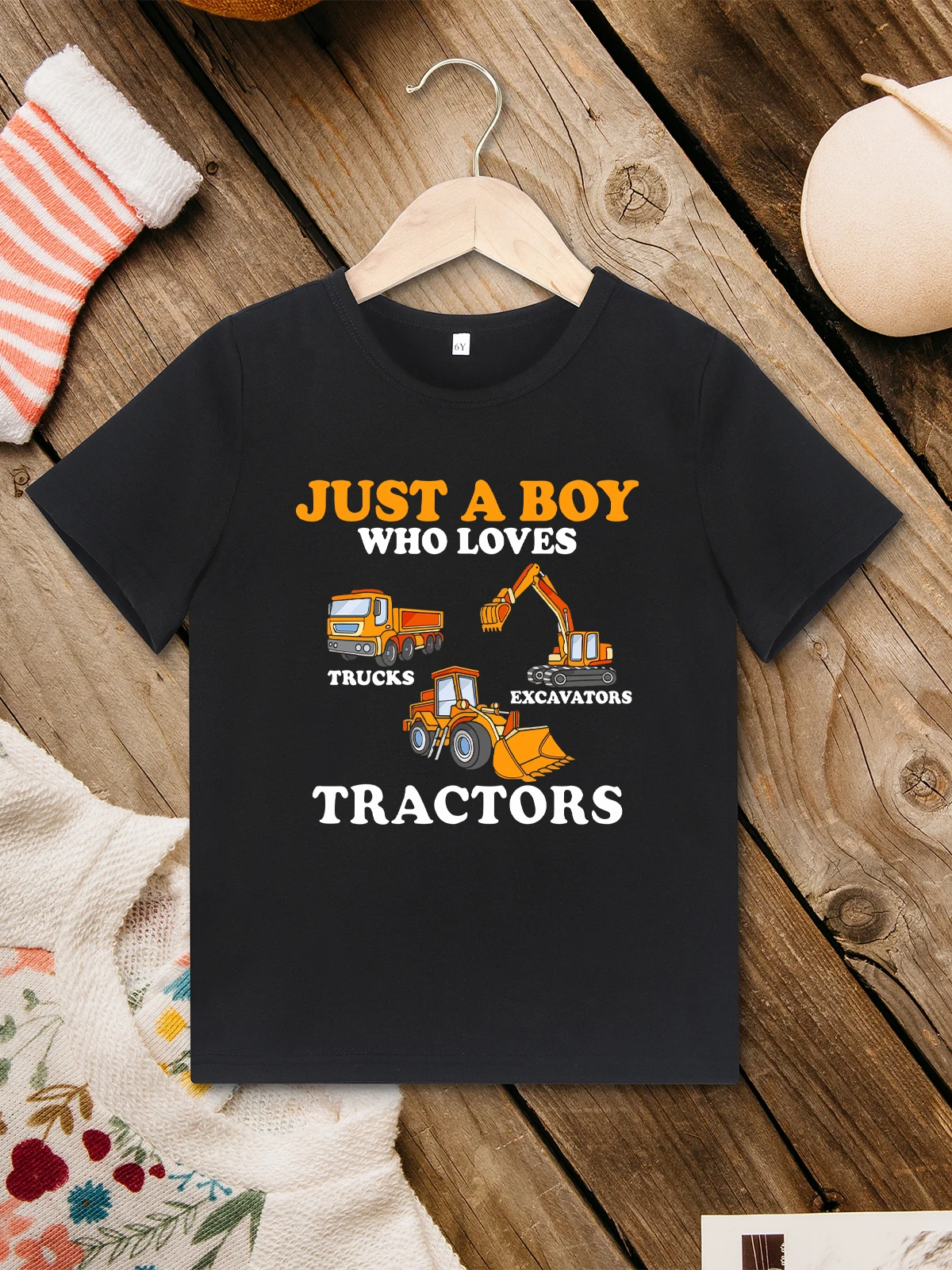 

Just a Boy Who Loves Tractors Kids T-shirts Black Styliash Summer Streetwear 3 to 7 Years Boys Clothes Loose Comfy Tops Tees