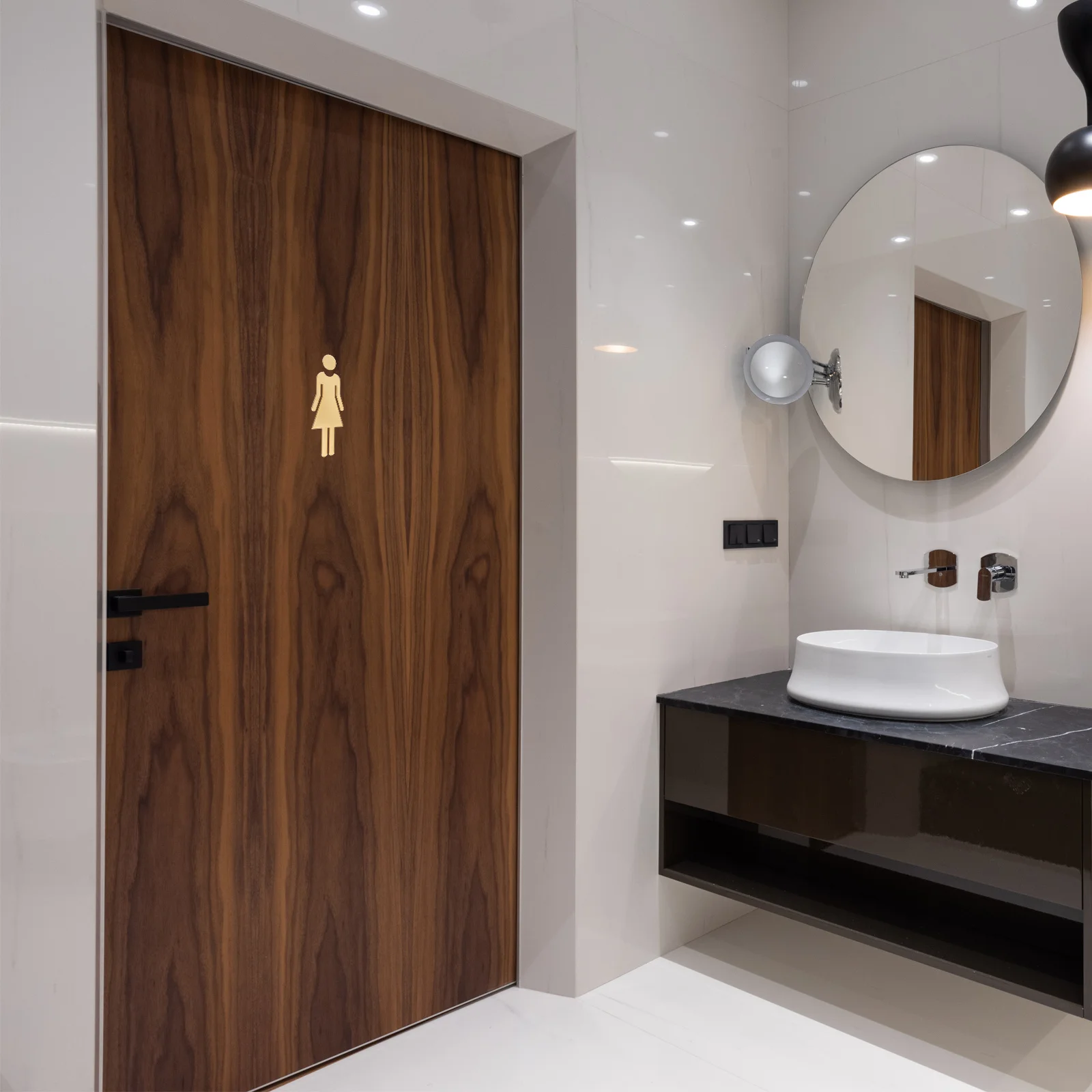 

2Pcs Acrylic Toilet Signs for Women's Washroom Sign Plates Restroom Identification Markers Long-Lasting Bathroom