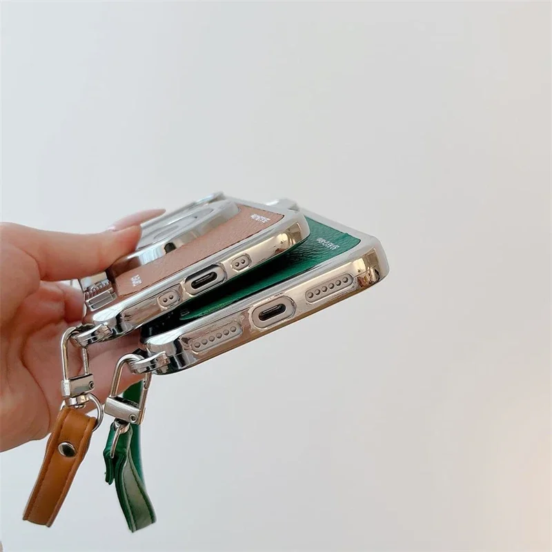 Klassische Emily in Paris Kamera-Handyhülle mit Trageriemen für iPhone Air 17 16 15 14 13 12 Pro Max Plus 17Pro Rosa Leder-Handyhülle – Detail 7