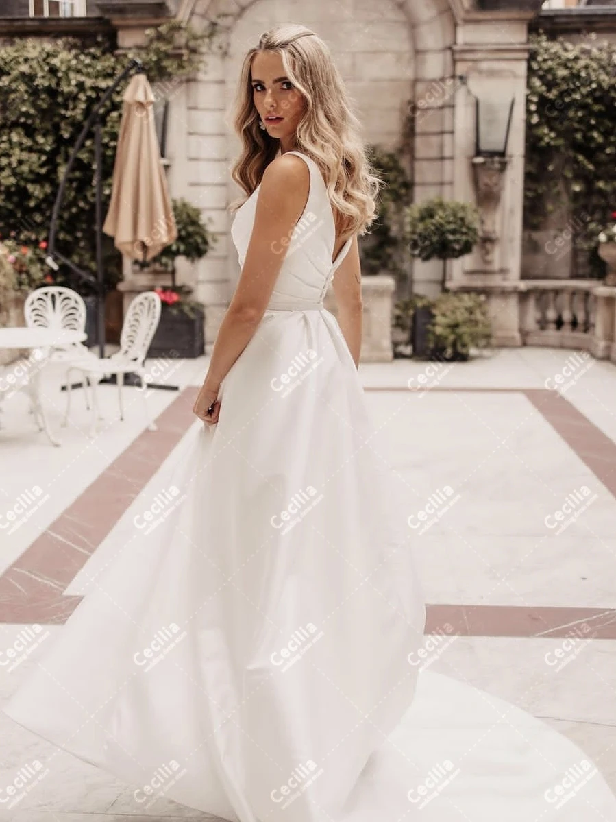 Graceful Wedding Dresses A-Line Satin Bridal Gowns Sexy Sleeveless High Slit Robes For Formal Party Glamorous Vestidos De Novia