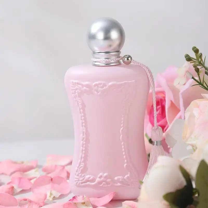 Perfume para mujer ORIA'nA - una combinación perfecta de rosa, odoor, almizcle y vainilla, que emite una fragancia duradera y encantadora.