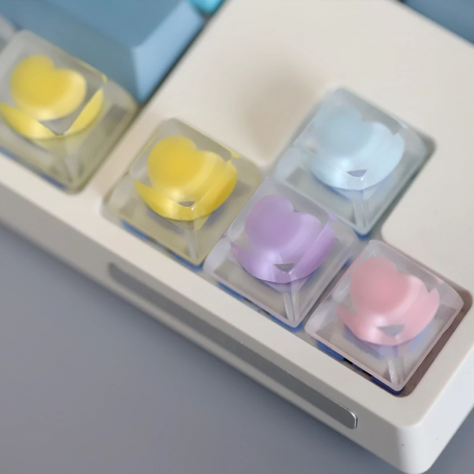 4 Stück süße Liebesherz-Harz-Tastenkappen für Cherry MX Switch mechanische Gaming-Tastatur, handgefertigt, 1,25 u Strg, hintergrundbeleuchtete Tastenkappen, Mädchen-Geschenk