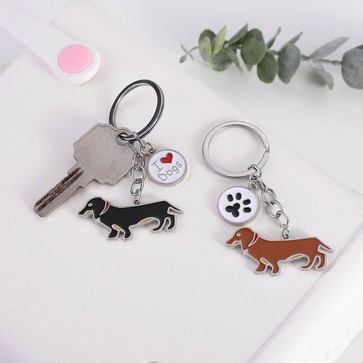 Hot Dachshund Pet dog Keychain Gift  I Love Dog Heart Paw Pendant Keyring Animal Accessory Boyfriend Gif