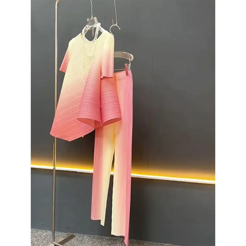 

Summer Fashion Casual Two-Piece Set Women's Clothing Folded Layered Dynamic Gradient Set Lightweight Luxury 179