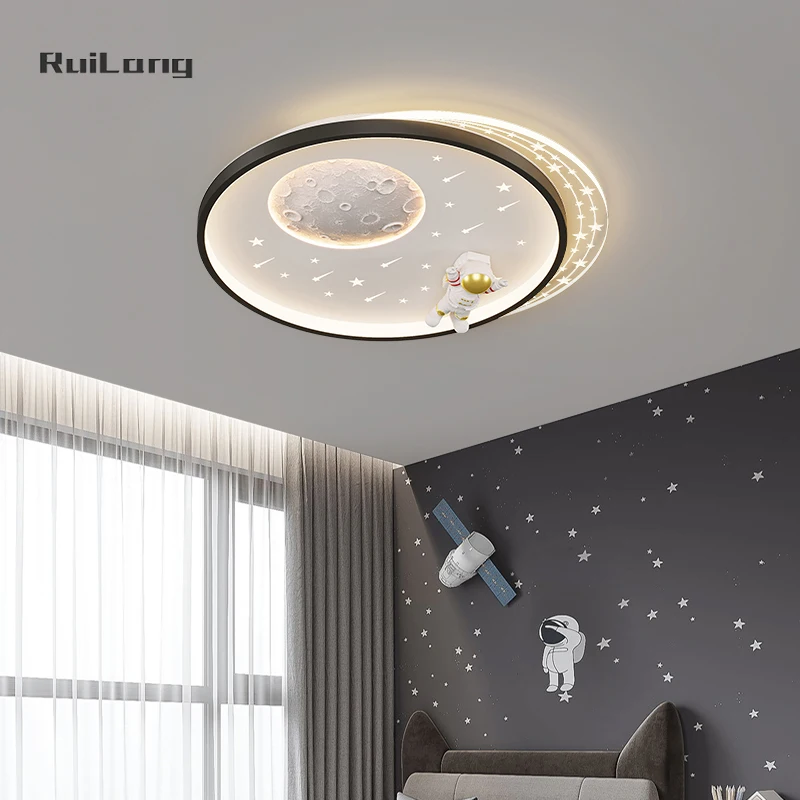 الحديثة led الفضاء ضوء السقف غرفة الاطفال الفتيان غرفة نوم الثريا رائد الفضاء القمر ستار ديكور الأبيض الحضانة مصباح السقف Plafon