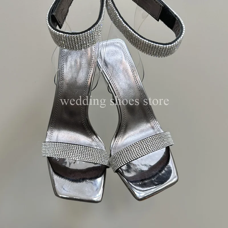 Sandales à orteils carrés en biscuits pour femmes, cuir véritable, sangle de rinçage velcro, talons aiguilles, sandales de mariage sexy, talons hauts de fête