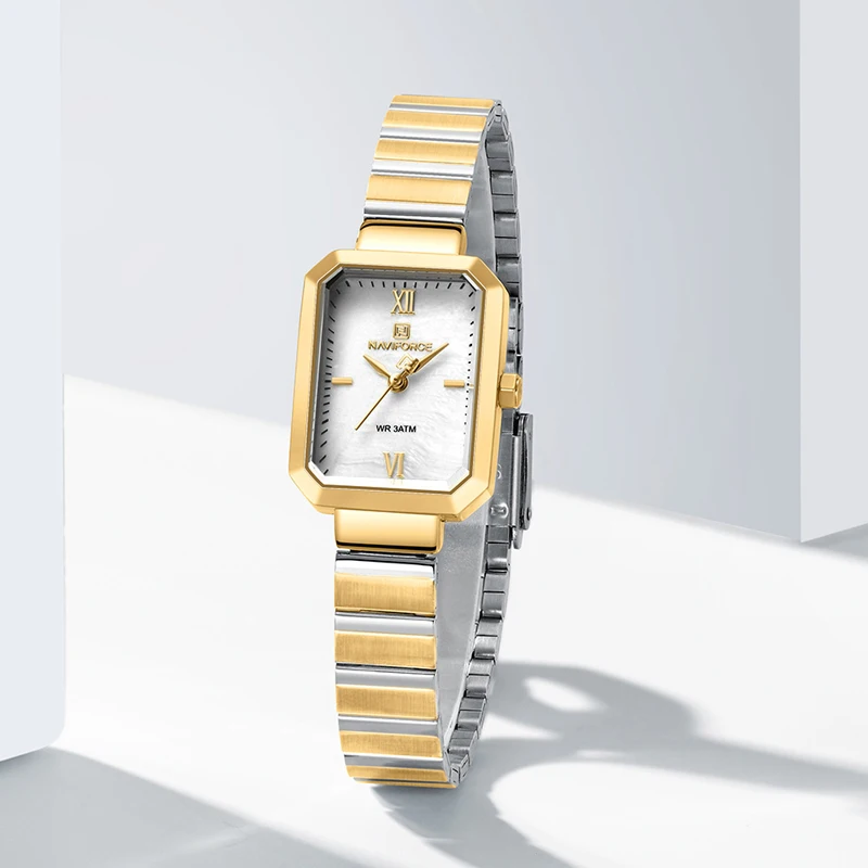 NAVIFORCE موضة البرية ساعة نسائية كوارتز سوار فولاذي غير قابل للصدأ ساعات المعصم السيدات أنيقة مقاوم للماء مربع Reloj Mujer الهدايا