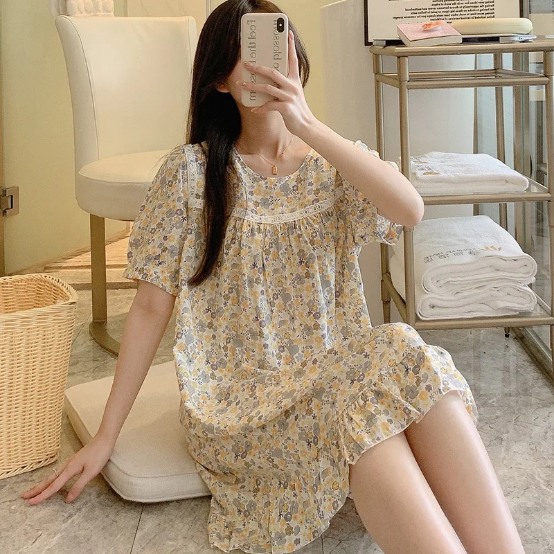 ladies sleep in their dresses Summer style Short skirt Cotton silk loose robe