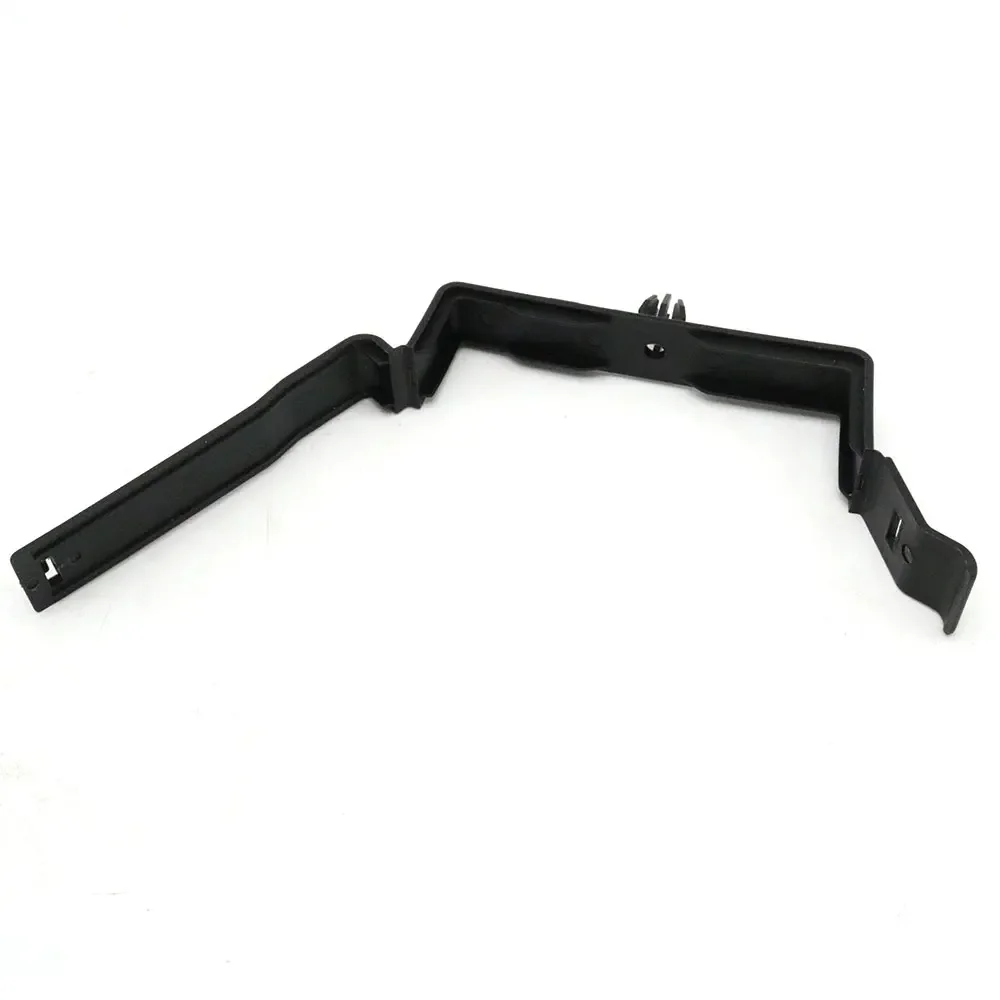 thumbnail image 2 of 20 X You.S Bezel Mounting Clips For Volvo V50 V60 V70 XC60 XC70 XC90 – Trim Retainers 2 of 3