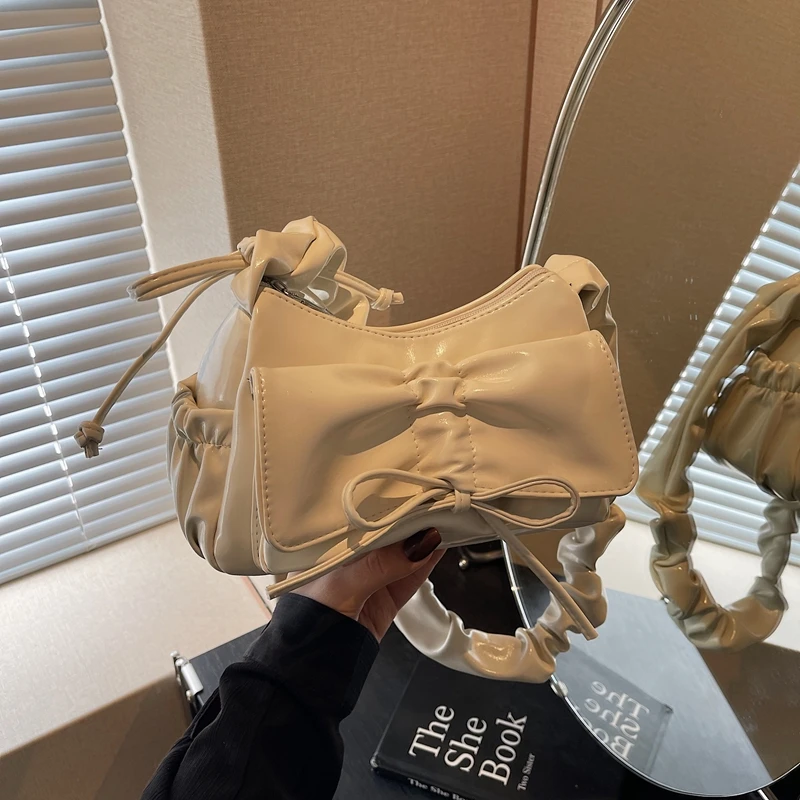 

Элегантная классическая кожаная сумка-клатч мини, простая, для женщин, для отдыха, с уникальным креплением через плечо премиум-класса