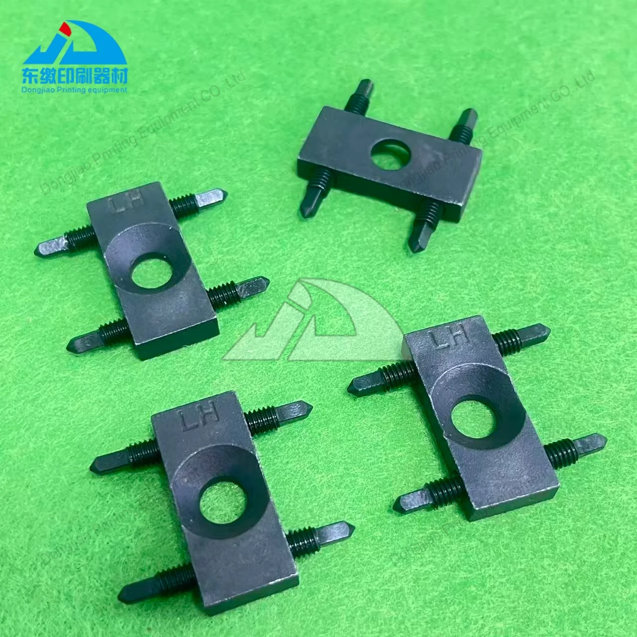 

Good Quality Adjustment Screw Offset Printing Machine Spare Parts Bronzing Machine Board Lock or square Plate Lock