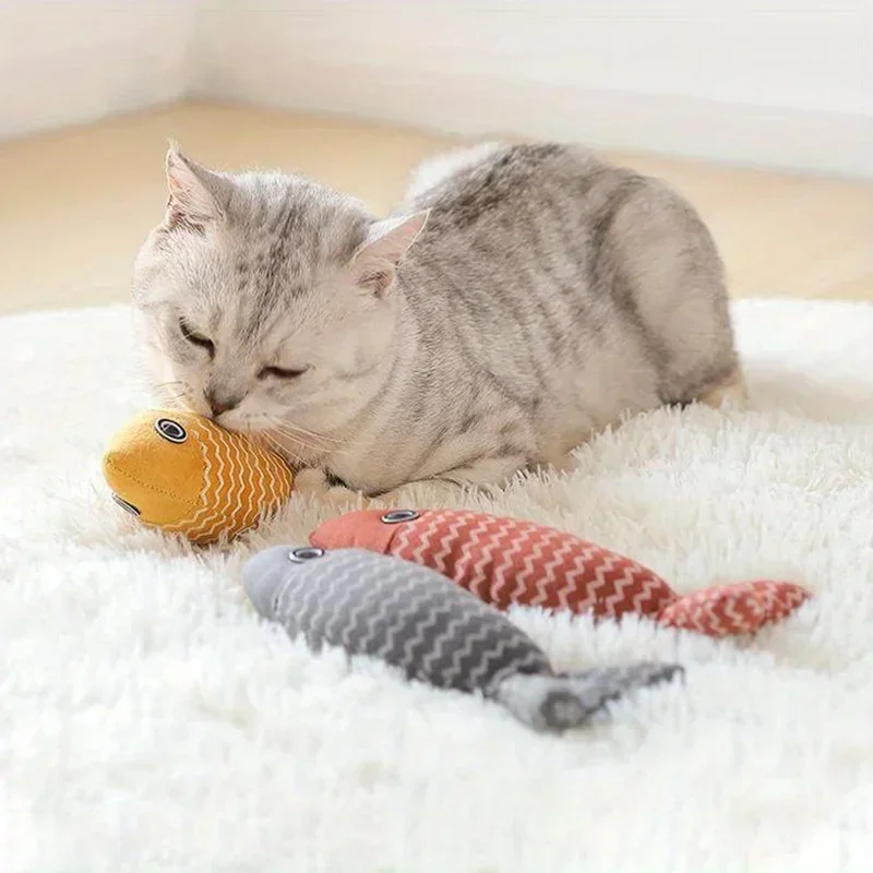 Interactive Cat Plush Fish Toy Soft Bite-Resistant Pillow with Zigzag Pattern for Indoor Kitten Exercise and Play