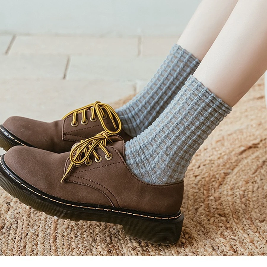 النساء 2 حزمة براون الأسود متقلب نمط لهجات حمراء أنيقة طاقم الجوارب للنساء مريحة القطن مزيج الخريف الشتاء الجوارب #6