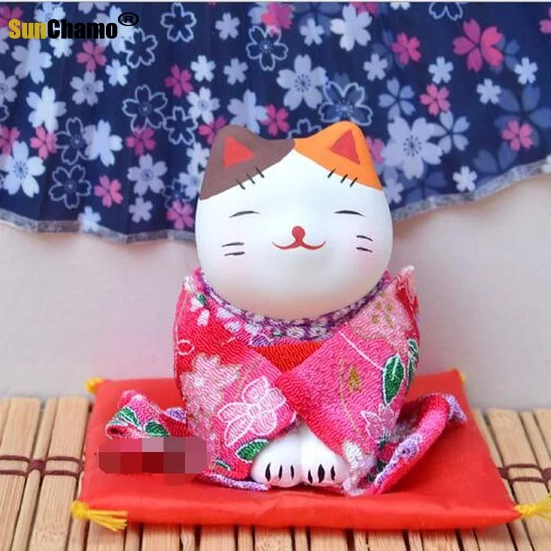 Mini Cute Japanese Kimono Lucky Cat Car Ornaments Housewarming Wedding Gift Maneki Neko Home Decoration Craft  Home Decor