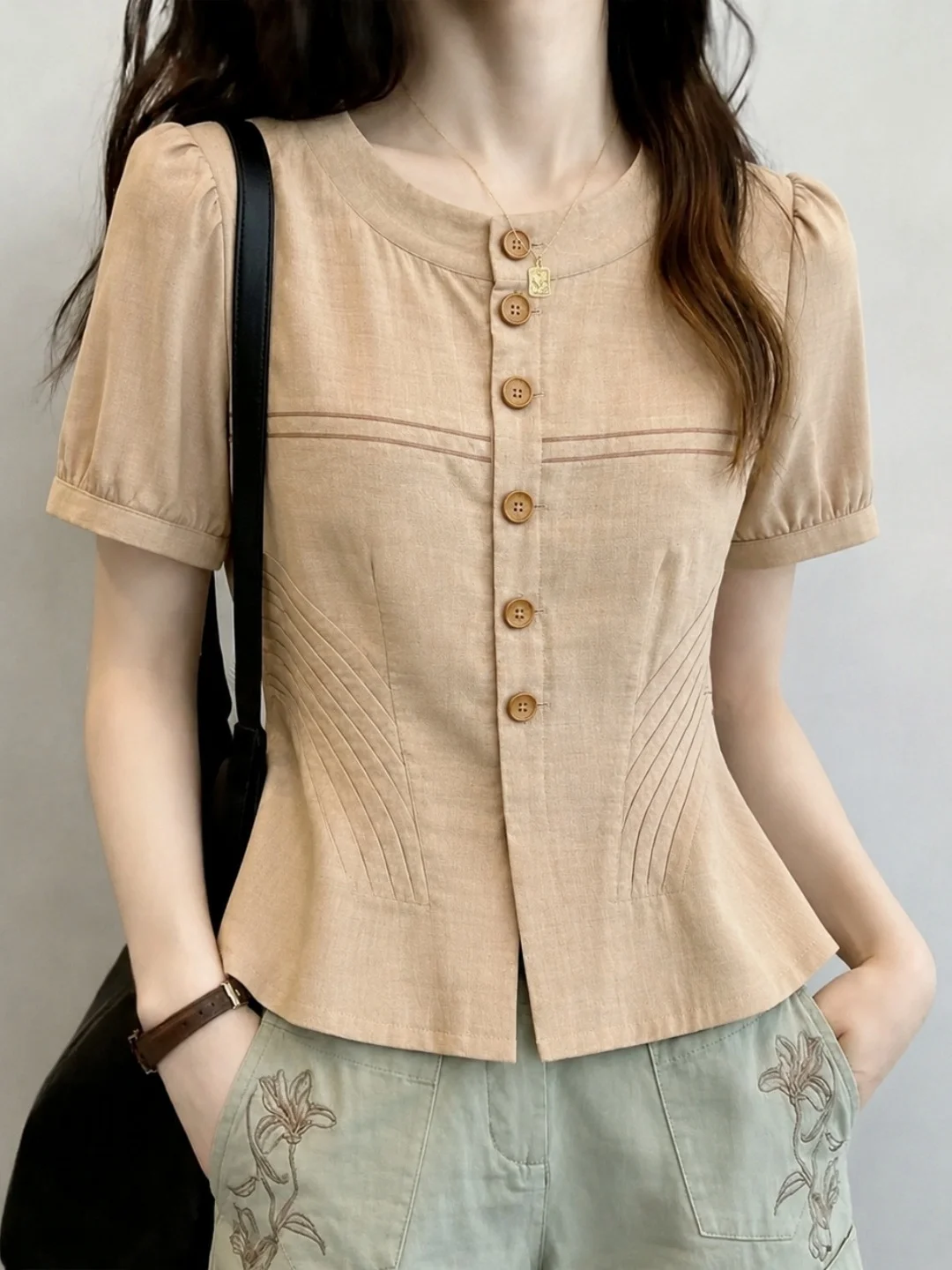 

Retro Single Button Slimming Short Sleeve Shirt Commute Style Korean Version Fitted Base Shirt Fashionable Summer Top