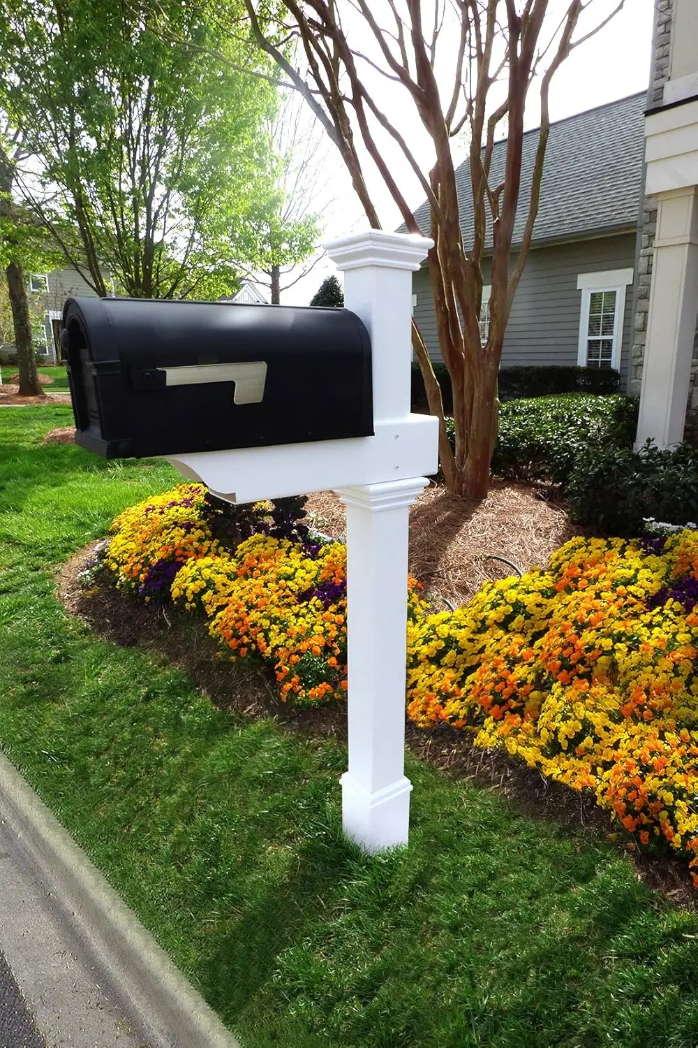 Zippity Outdoor Products ZP19013 Classica Mailbox Post White Post Box Garden Outdoor Supplies