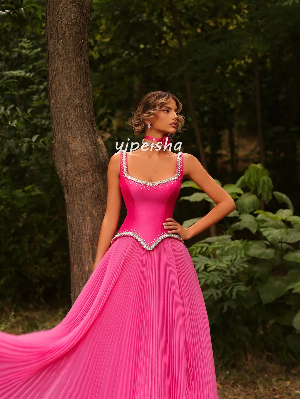 Customized Modern Style Exquisite Charmeuse Rhinestone Pleat Straight Spaghetti strap Long Dresses Bespoke Occasion Dresses Sexy