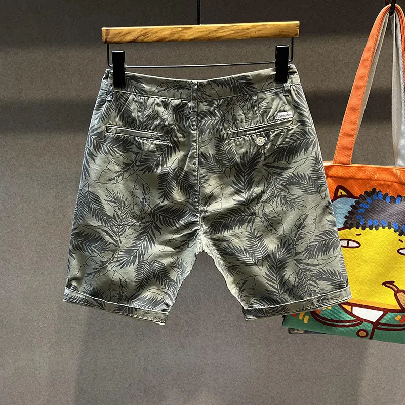 

2024 New Leaves Camouflage Printed Casual Cargo Shorts Men's Summer Loose Stylish Beach Cropped Pants