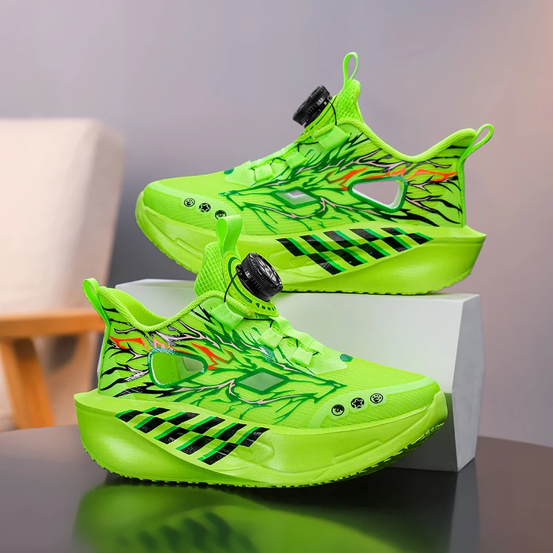 

Year-round Unisex Sneakers Soft Padded Insole Universal Daily Wear Shoes