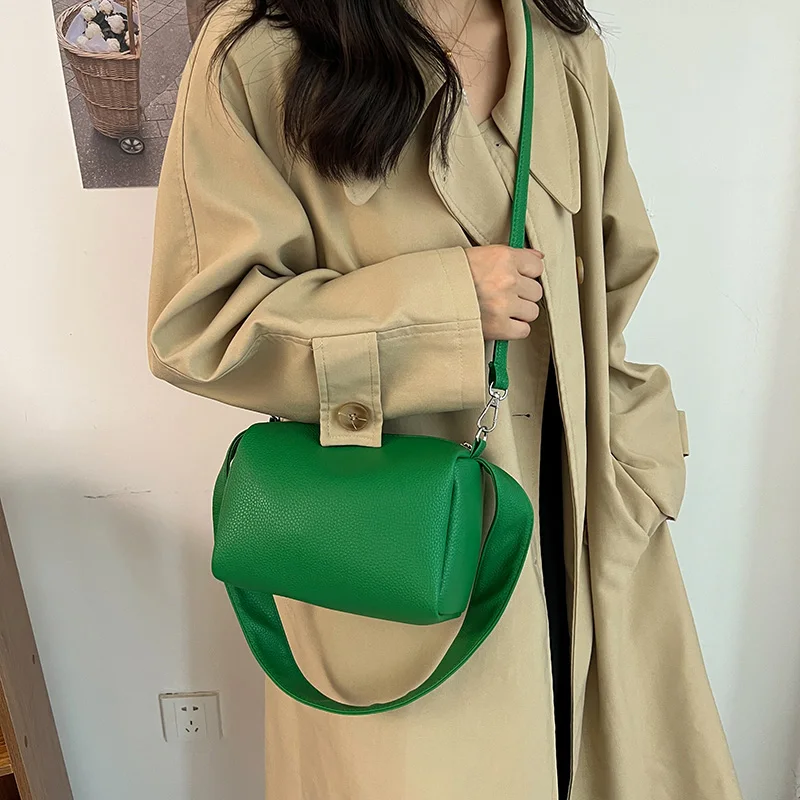 2022 Women\'s Simple Shoulder Bags Designer High Quality Soft Pu Leather Messenger Bags Handbags Lady Green Orange Boston Bags