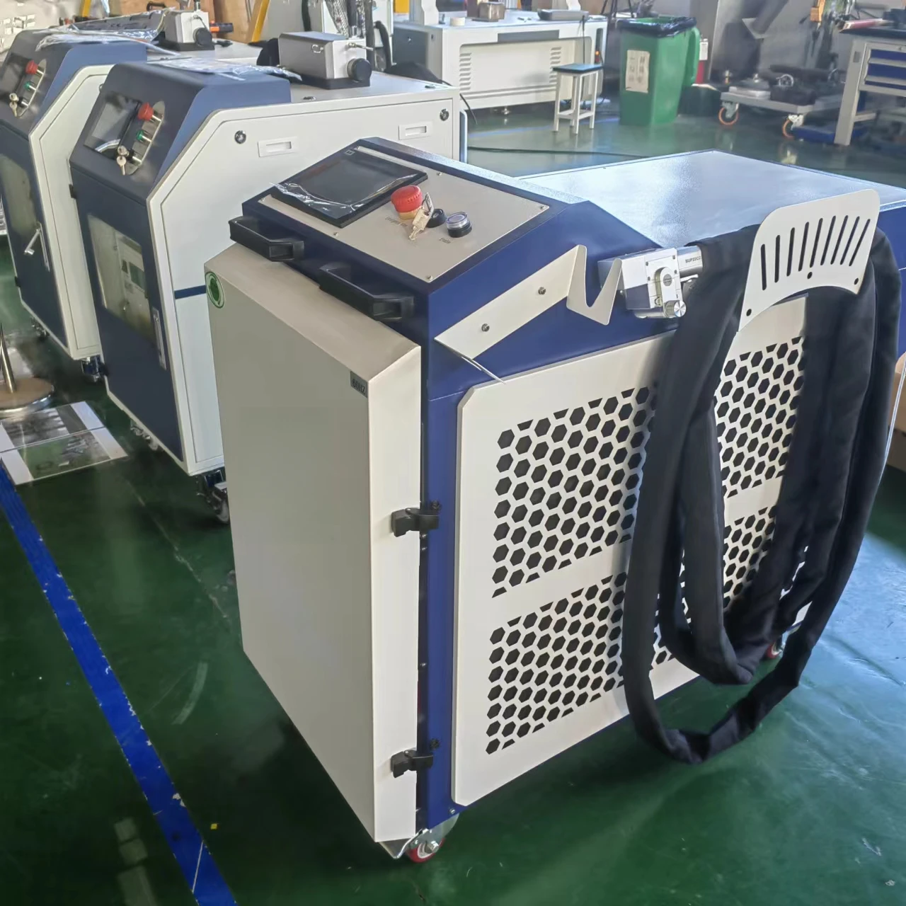3000W Por Mini Cabinet  Cleaning Machine for Rust Oil Dust Paint Varnish Removal