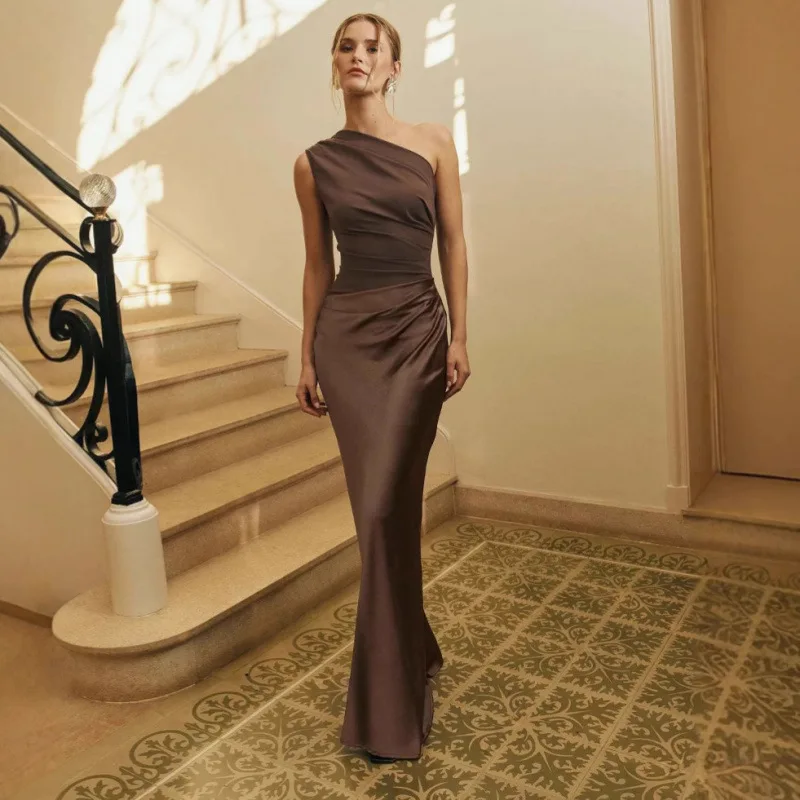 Fashion Sexy Slanted Shoulder Pleated Splicing Satin Skirt Temperament Dress Dress European and American Women's Clothing