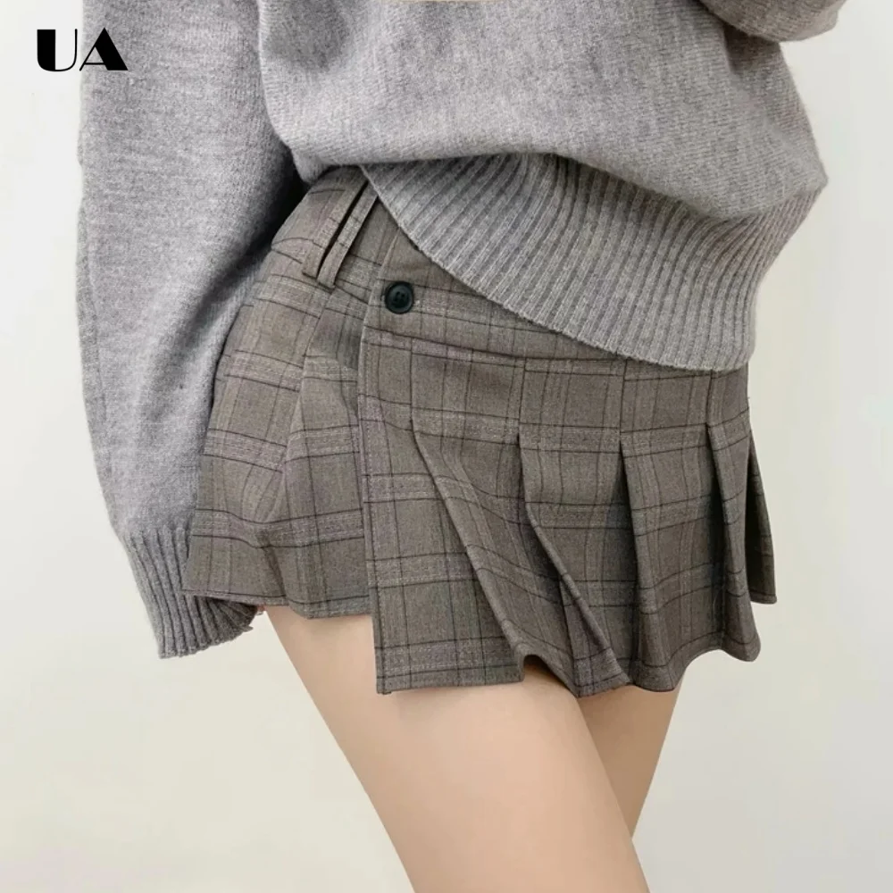 

England Style Ruched Mini Skirt for Women, Baddie Plaid Button Unique Skirts, Vintage Empire Women's Skirts, Safety Zipped Skort