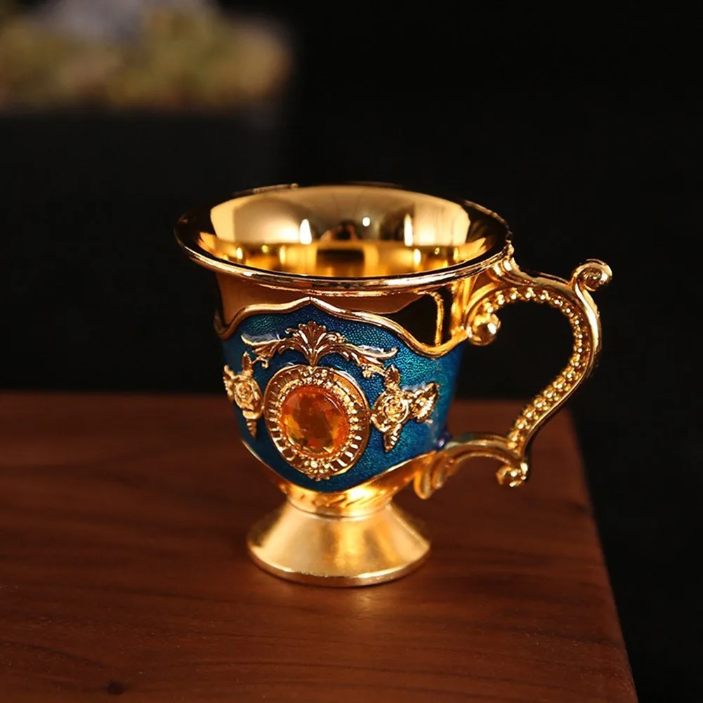 Fashion Europe And The United States Style Creative Home Metal White Wine Cup Alloy Pattern Gems Decorated Classical Wine Sets