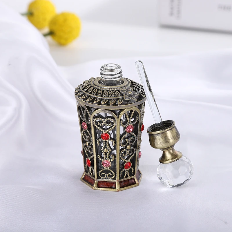 12ML Perfume Bottle Vintage Antique Brass Big Mouth Sub-Bottling Hollow Engraved Diamonds Crystal Cap Essential Oil Gift Vail