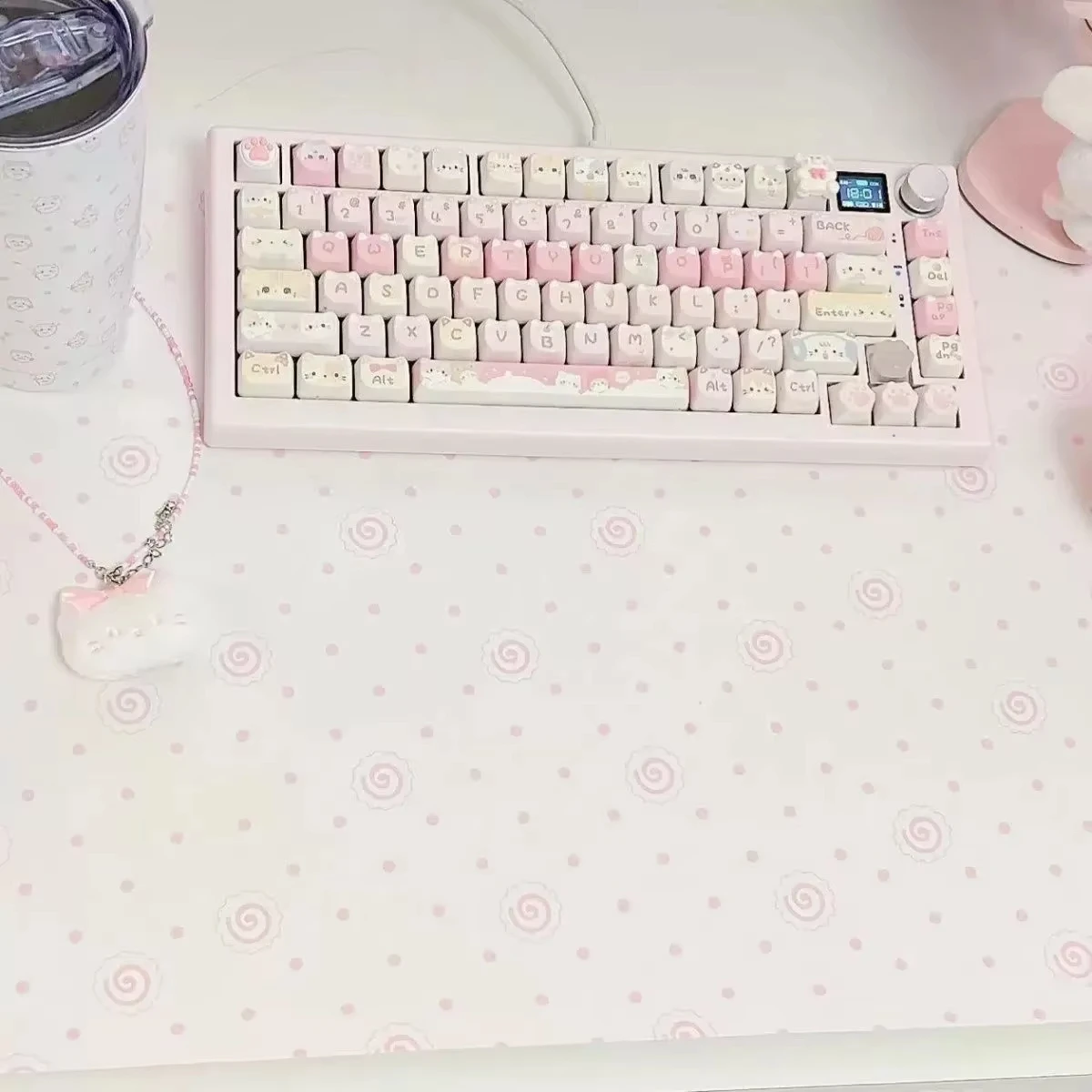 New Leather Desk Pad Protector Full Screen Polka Dots Pink Y2K Mouse Pad Office Desk Mat Waterproof Non-Slip PU Desk Blotter Pad