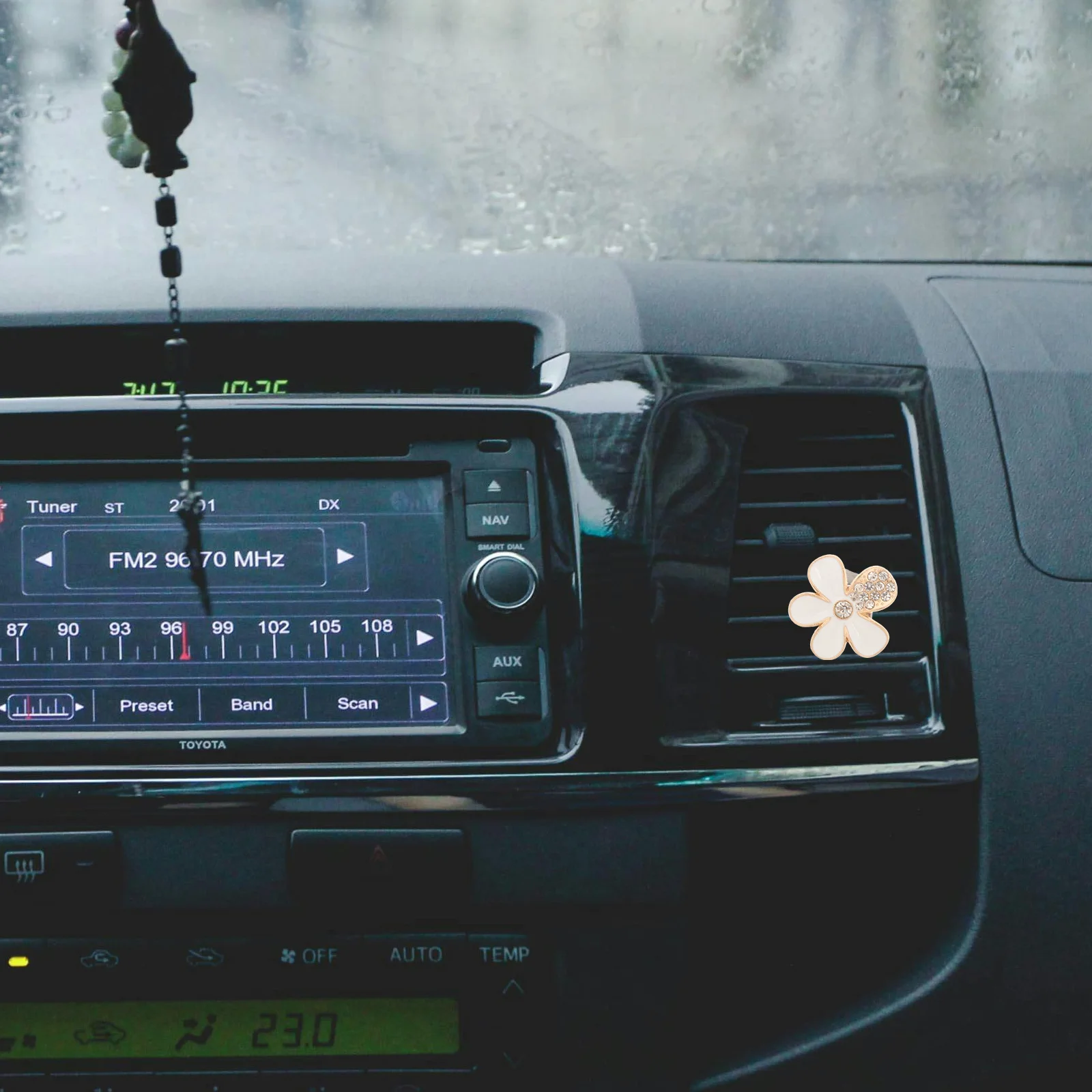 

3Pcs Flower Car Vent Accessories Air Freshener Clips Vent Clips Decoration Easy Car Accessories Cute