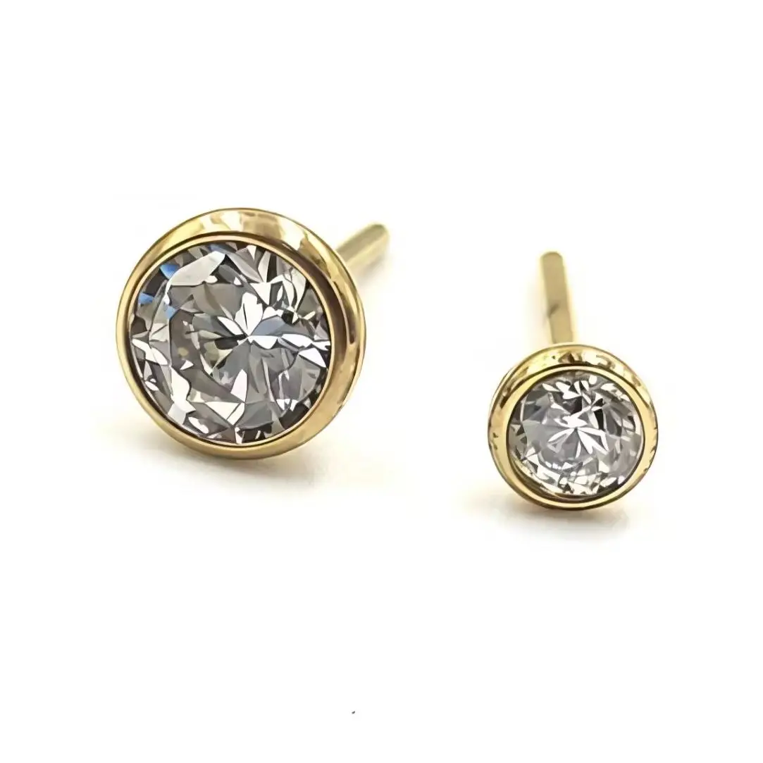 Fashion ASTMF136 Titanium Shiny Cubic Zirconia Round Stud Earring Luxury Daily Jewelry Accessories Classic Body Piercing Jewelry