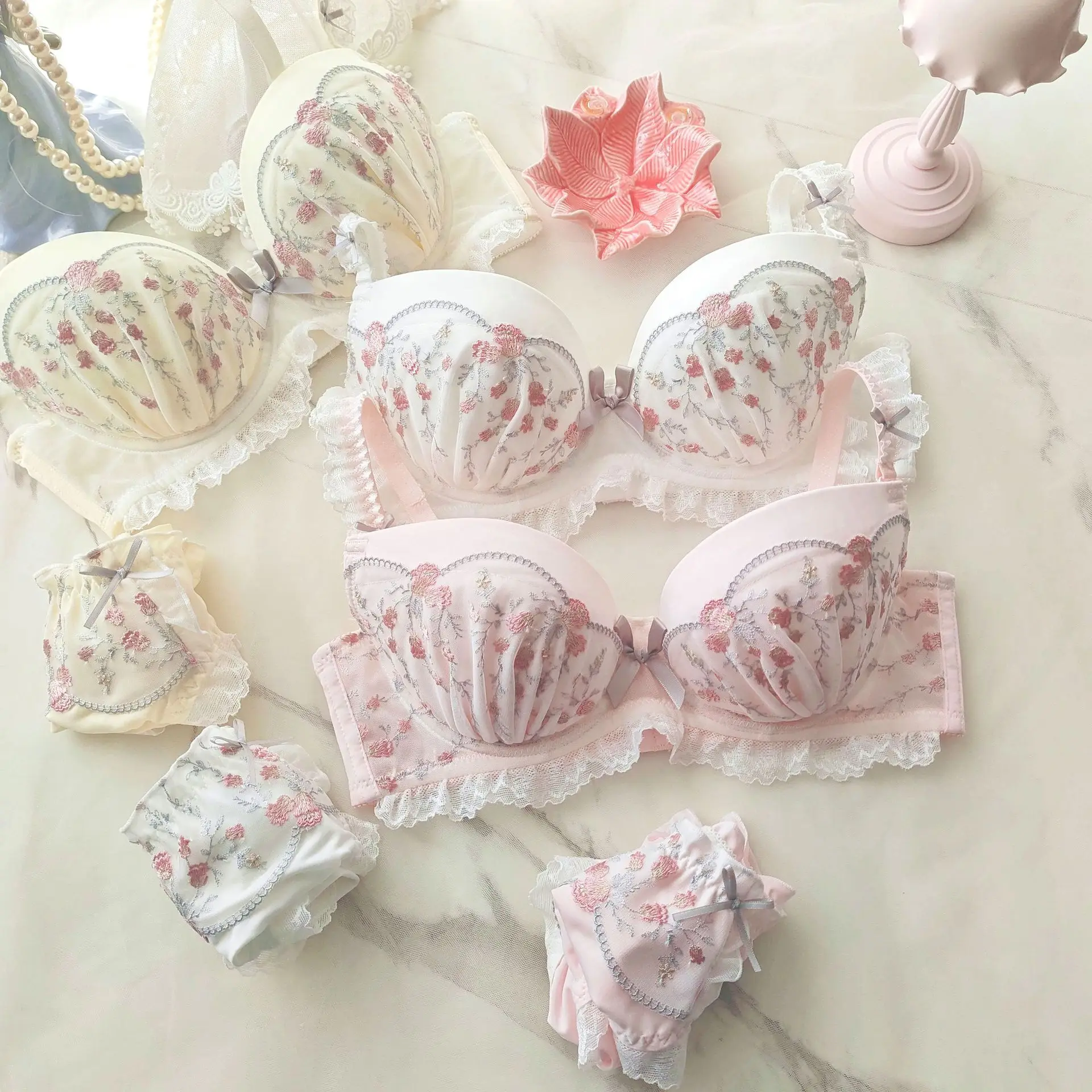 Japanese-Style Fresh Daily Wear Lingerie Lightweight Cup Water-Soluble Bras Set Student Girl Cute Gathering Sexy Underwear Bra