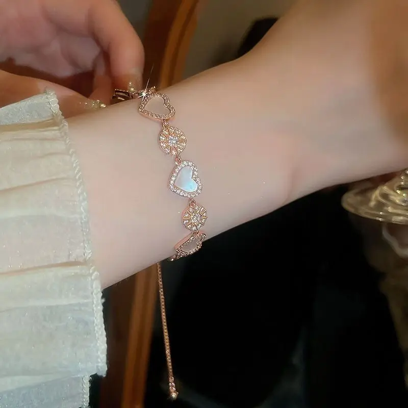 

Zirconia Shell Adjustable Bracelet, Fashionable Hundreds of temperament hand jewelry