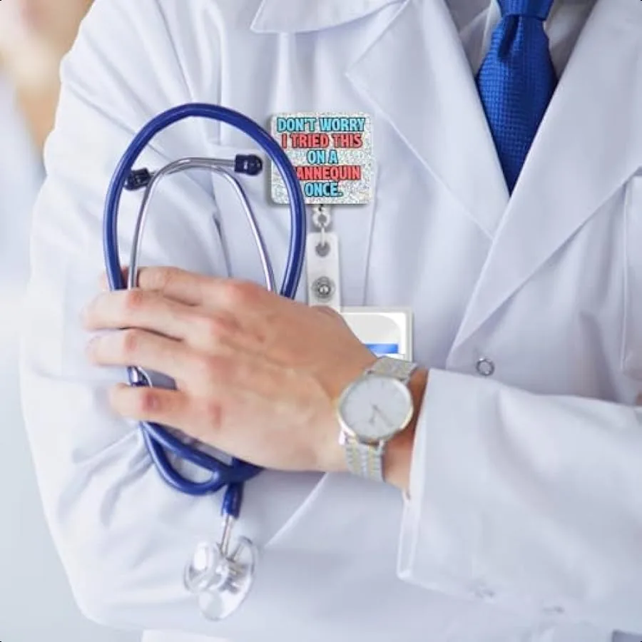 لا تقلق، لقد حاولت ذلك على عارضة أزياء مرة واحدة، بكرات شارة قابلة للسحب مع مشبك حامل شارة مضحك لـ EMT EMS RN Phlebo #2