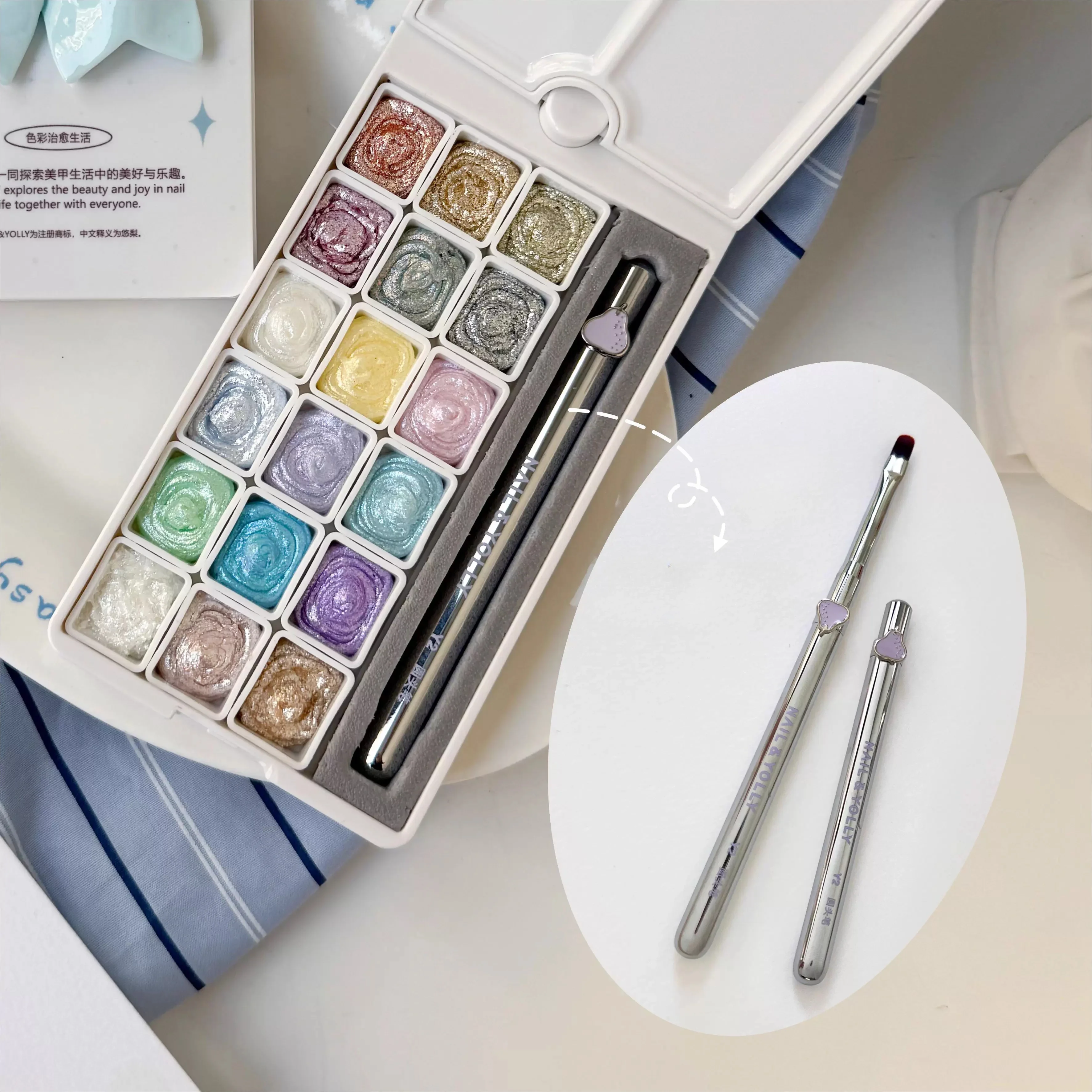 18 色明るい妖精パウダークリームネイル固体顔料クリスタルネイル素材オーロラクロームグリッターペーストチャームマニキュアフラッシュ