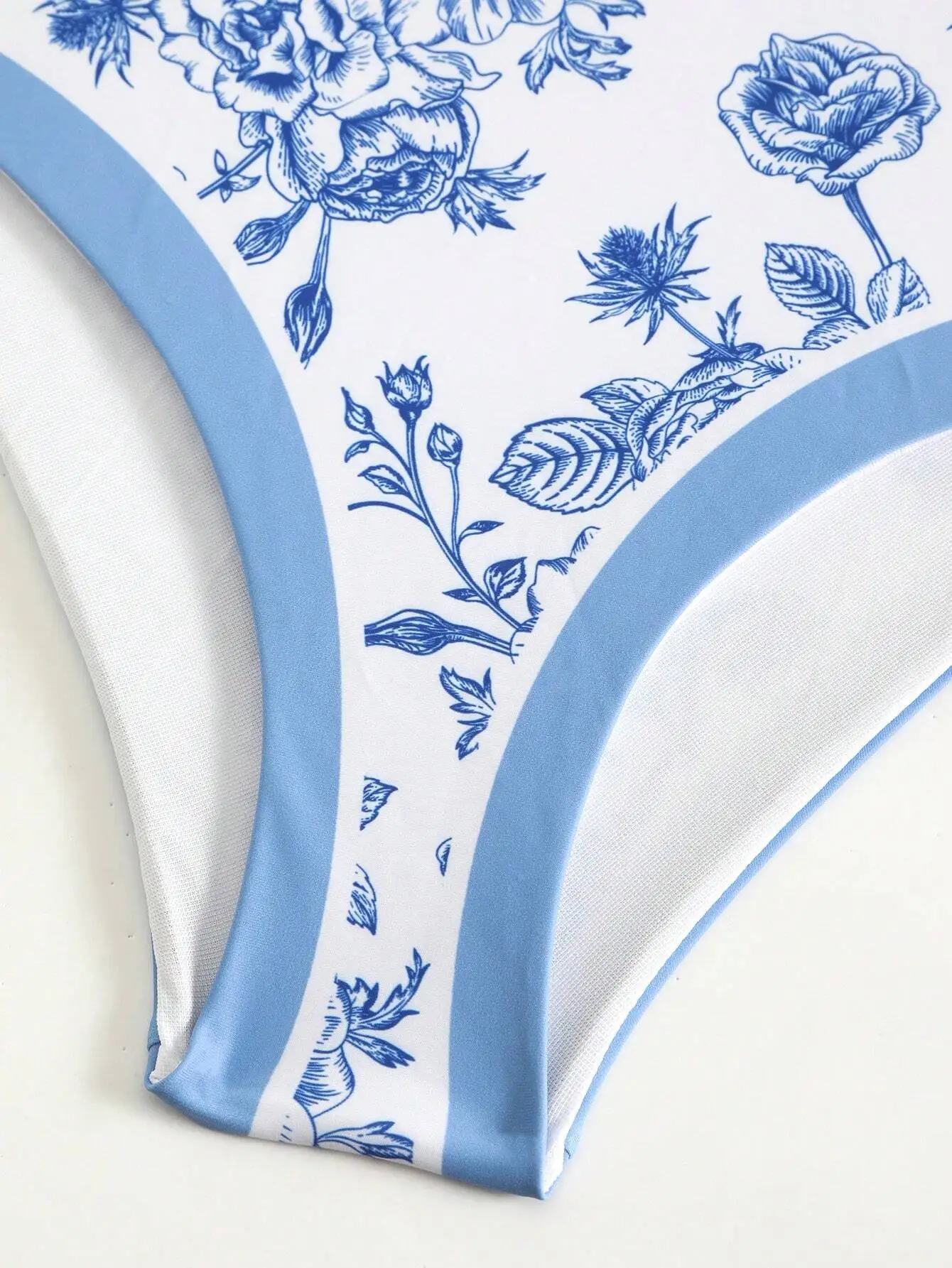 

Женский цельный купальник с цветочным принтом и бретелями-бантиками, облегающий, для пляжного отдыха