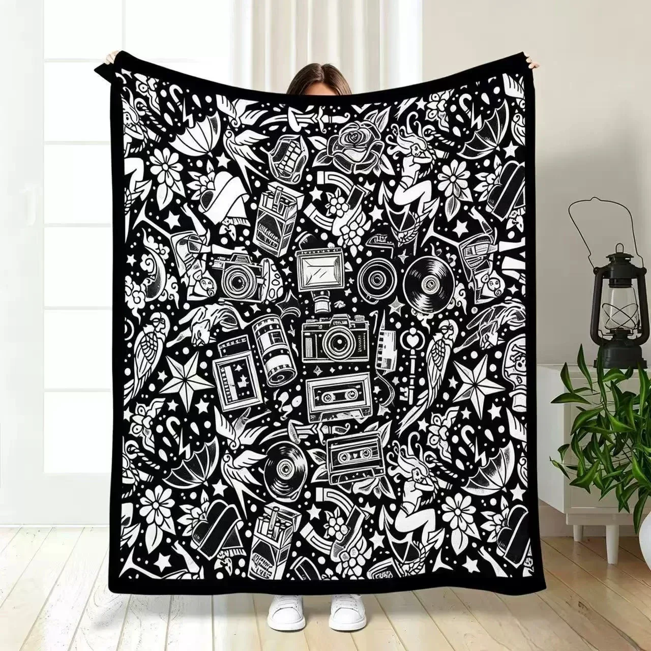 Vintage Old School Tattoo Print Throw Blanket Black White Retro Camera Tape Pattern DIY blanket for Sofa Bed Decor