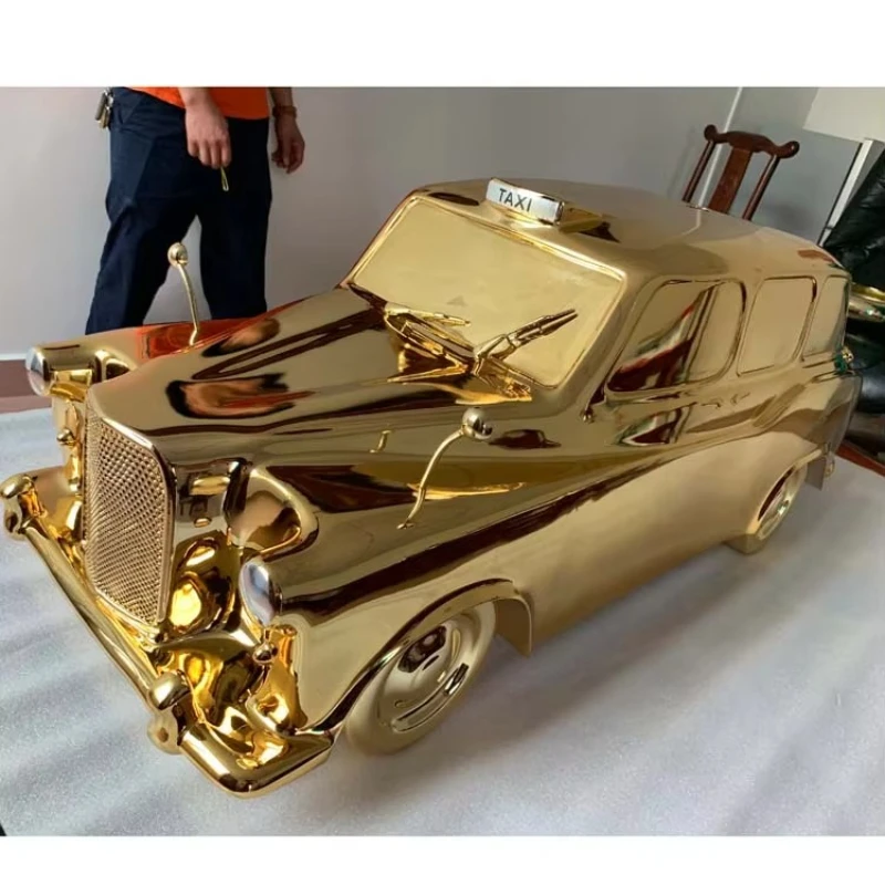 Custom Design Resin Crafts Silver Gold Electroplating Car Sculpture