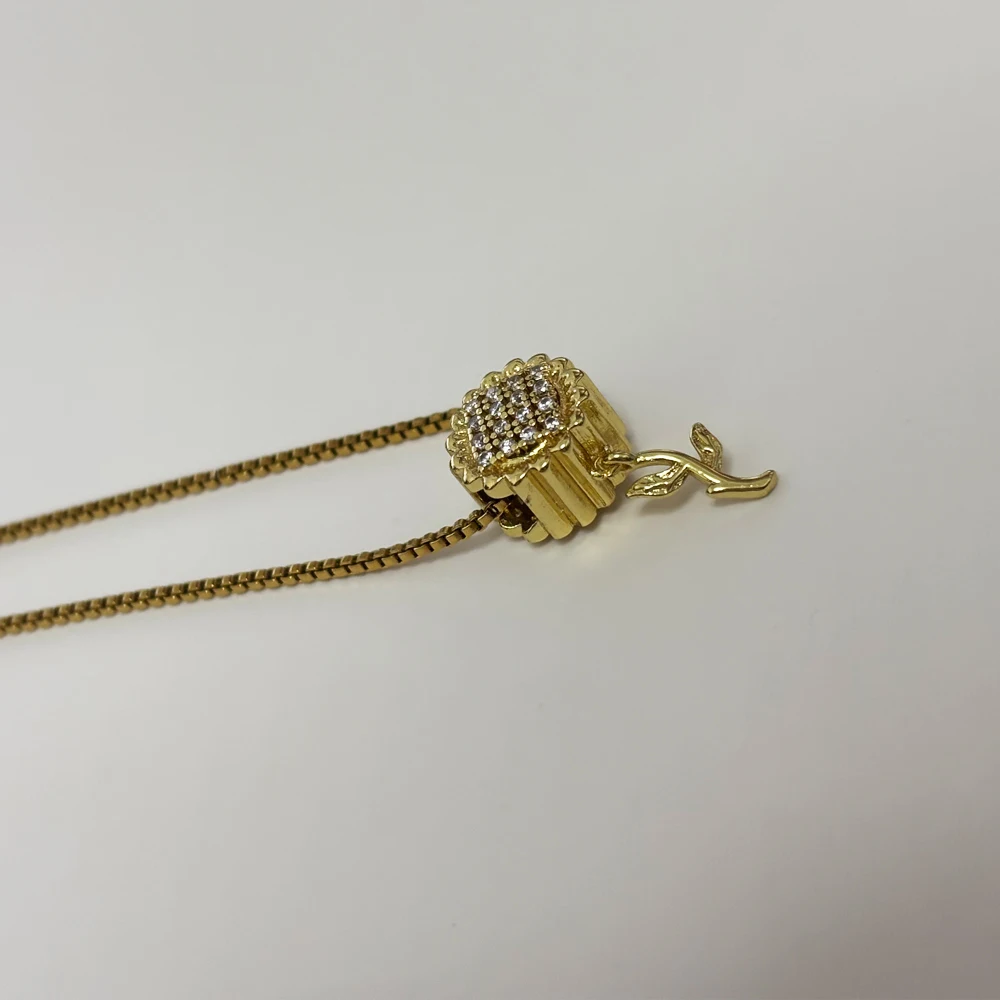 Cute Zircon Pave Sunflower Bead Charm Necklace Gold Color Copper Pendant Steel Box Chain Choker Clavicle Collars Accessories